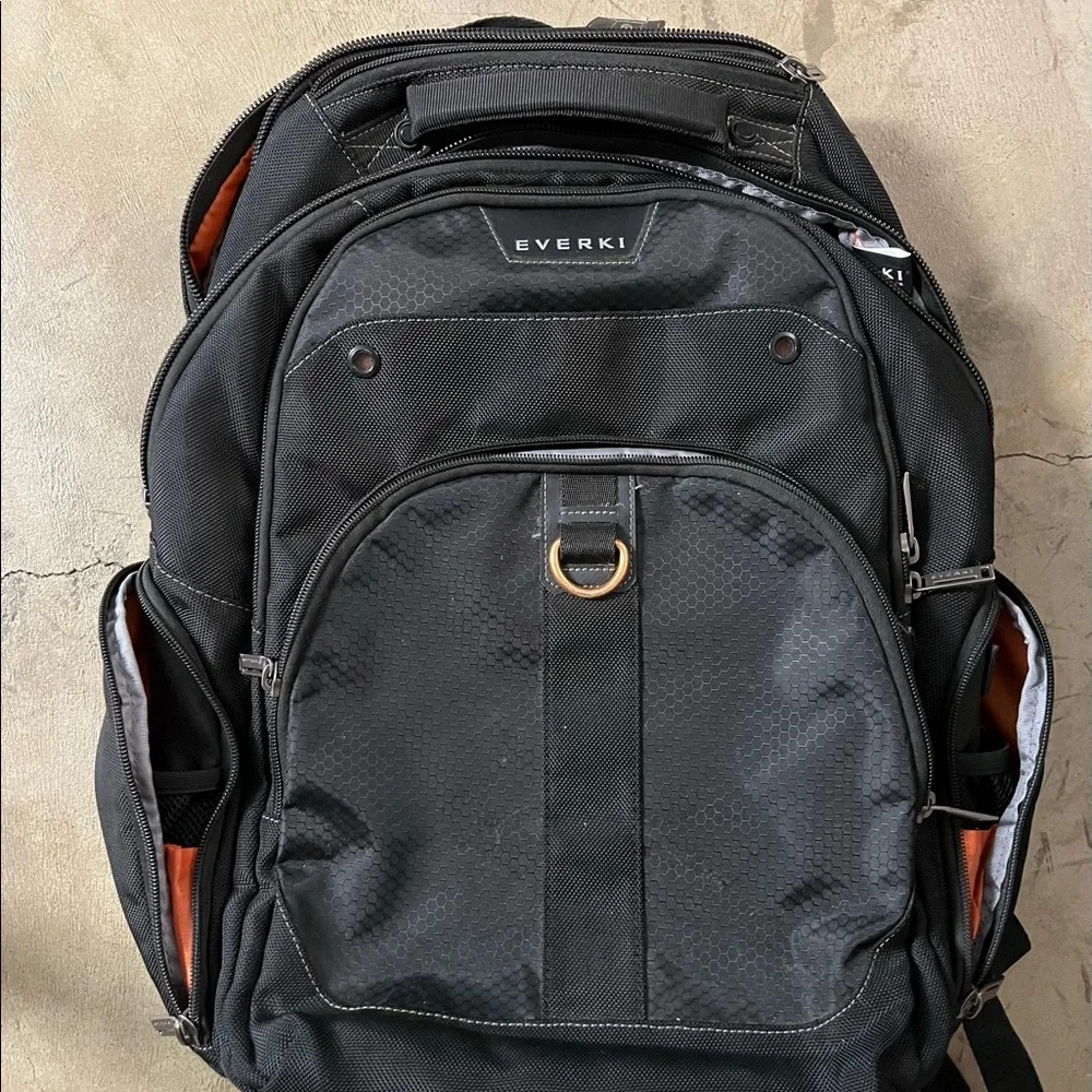 Everki Backpack - Picture 1 of 5